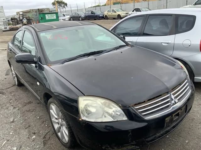 2005 Mitsubishi 380 at Lonsdale