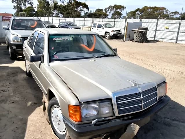 1984 Mercedes-Benz 190e at Elizabeth