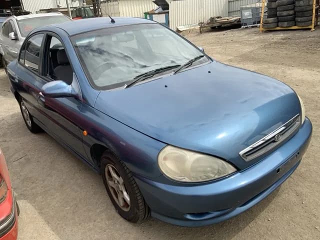 2002 Kia Rio at Lonsdale