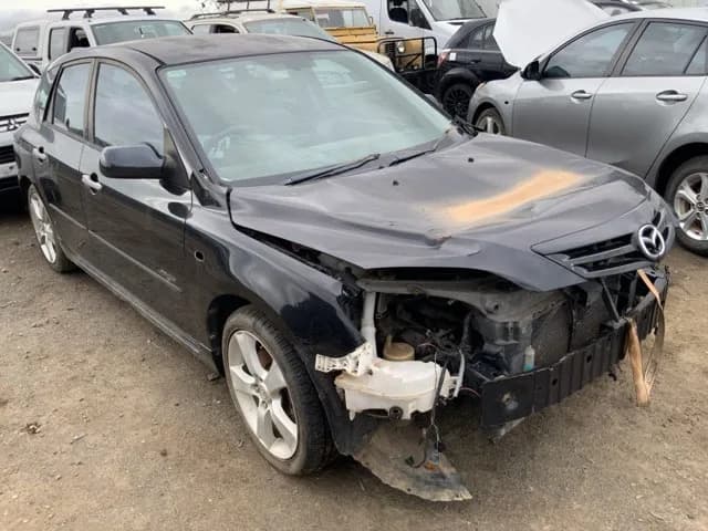 2005 Mazda 3 at Lonsdale