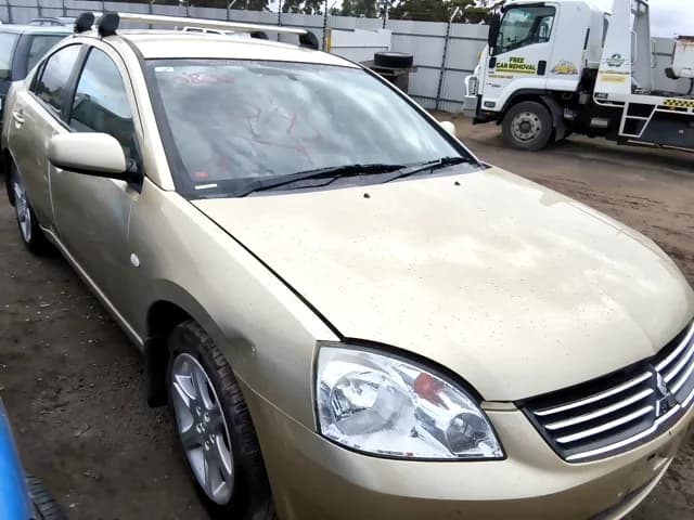 2006 Mitsubishi 380 at Elizabeth