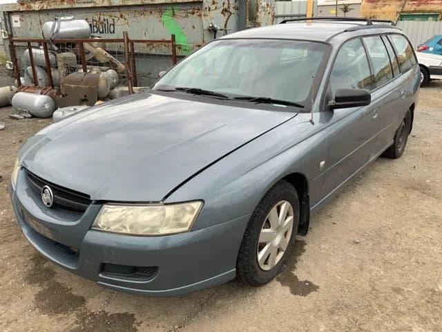2006 Holden Commodore at Lonsdale