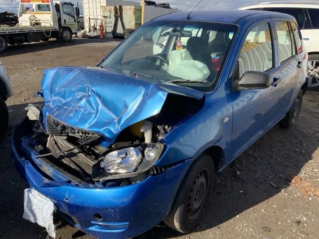2004 Mazda 2 at Lonsdale