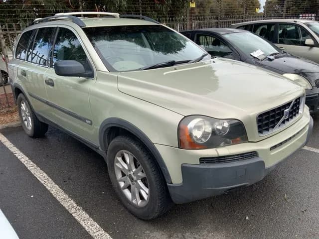 2006 Volvo Xc90 at Lonsdale