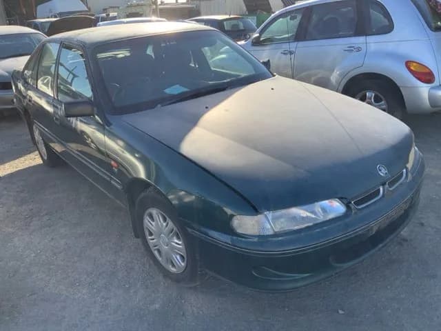 1997 Holden Commodore at Lonsdale