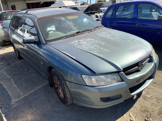 2006 Holden Commodore at Lonsdale