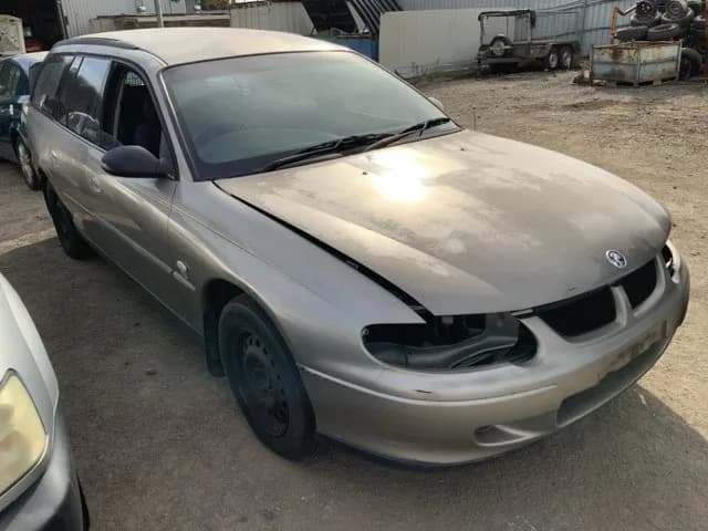 2001 Holden Commodore at Lonsdale