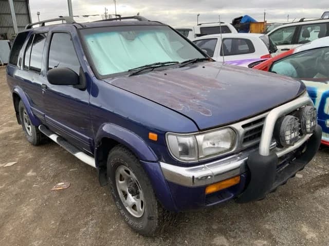 1996 Nissan Pathfinder at Lonsdale