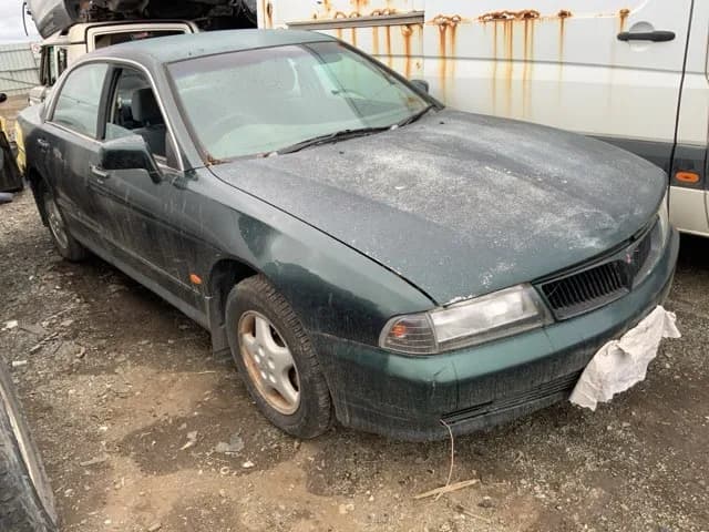 1998 Mitsubishi Magna at Lonsdale