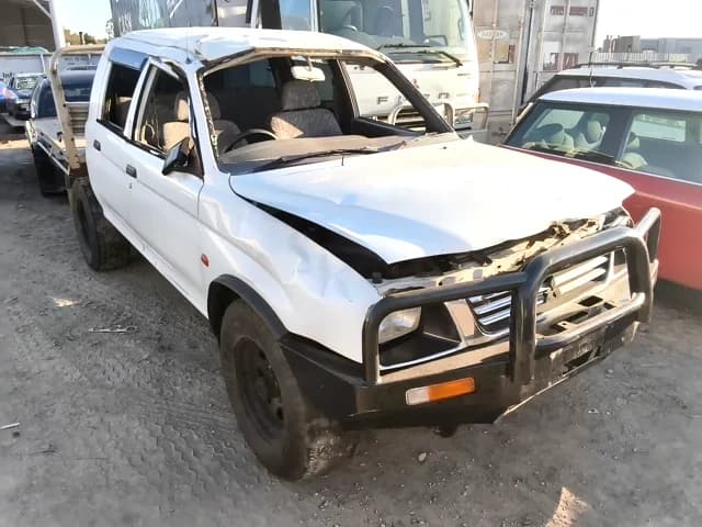 2000 Mitsubishi Triton at Elizabeth