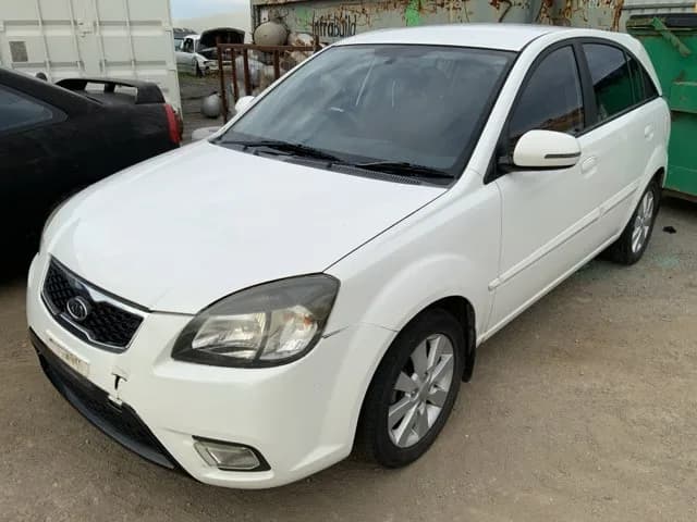 2010 Kia Rio at Lonsdale