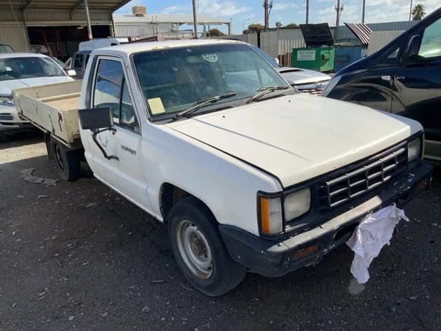 1989 Mitsubishi Triton at Lonsdale