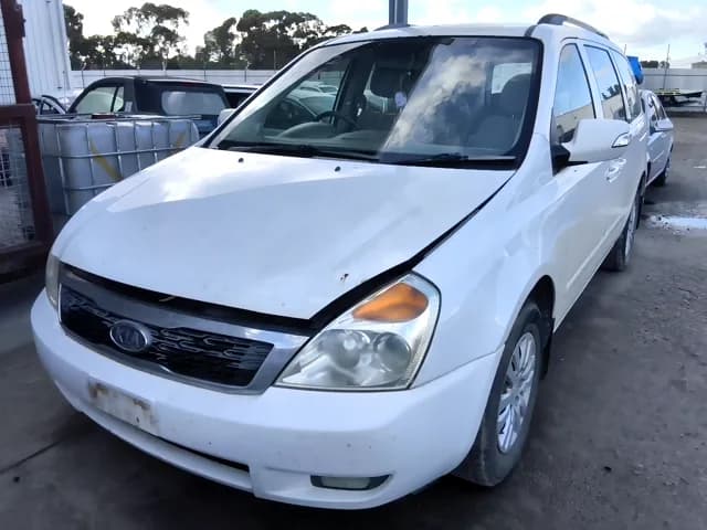 2010 Kia Carnival at Elizabeth