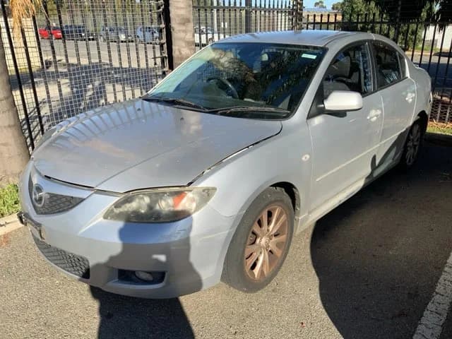 2006 Mazda 3 at Lonsdale