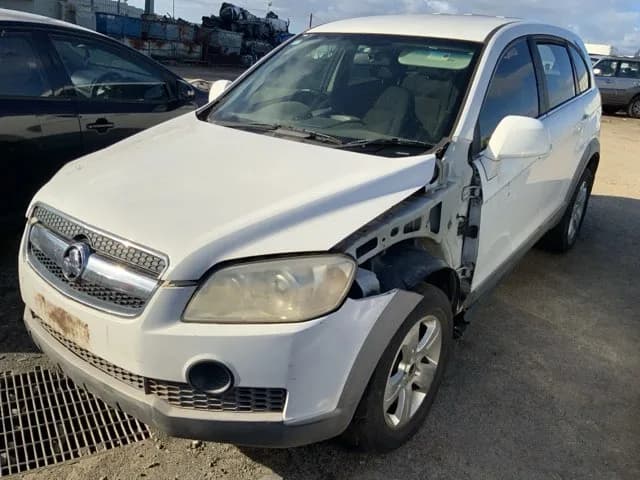 2008 Holden Captiva at Lonsdale