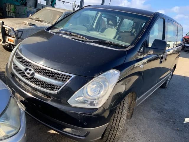 2011 Hyundai Imax at Lonsdale