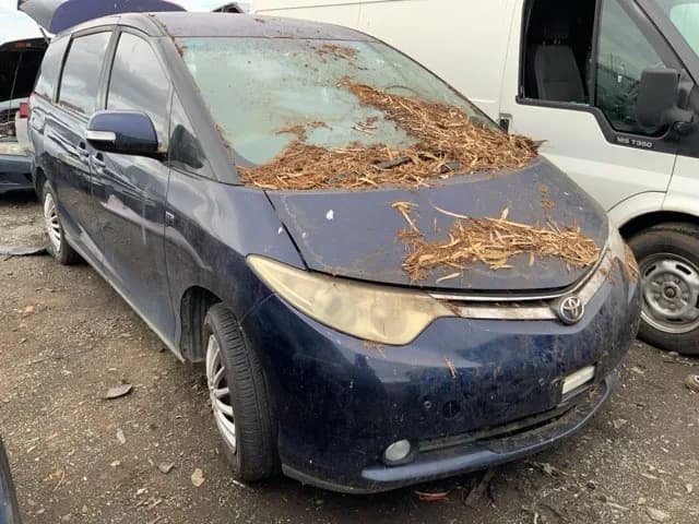2007 Toyota Tarago at Lonsdale