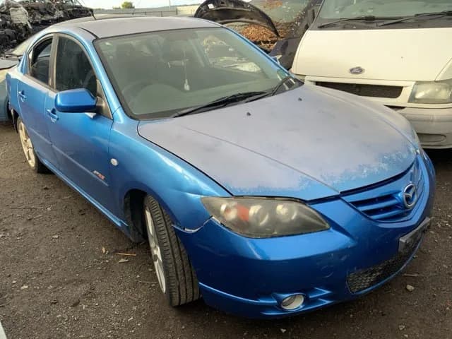 2005 Mazda 3 at Lonsdale