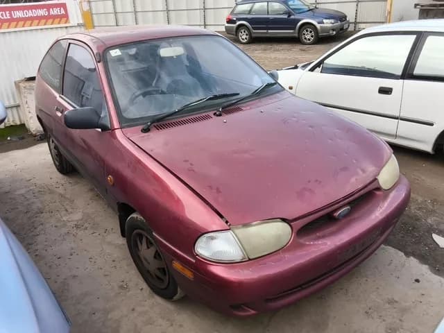 1998 Ford Festiva at Elizabeth