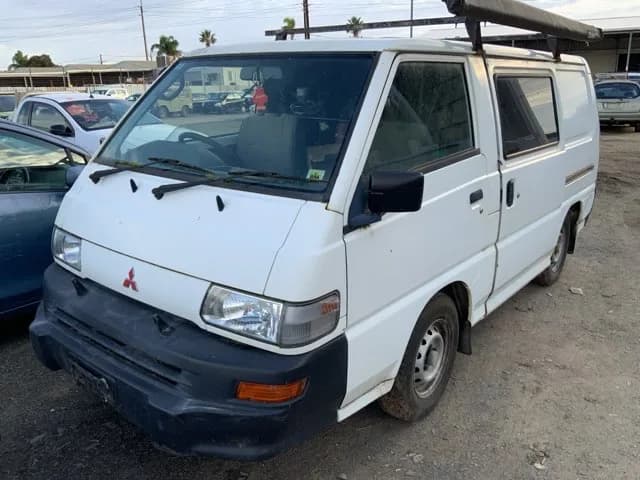 2009 Mitsubishi Express at Lonsdale