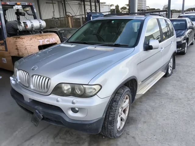 2004 BMW X5 at Elizabeth