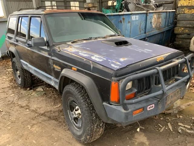 1996 Jeep Cherokee at Lonsdale