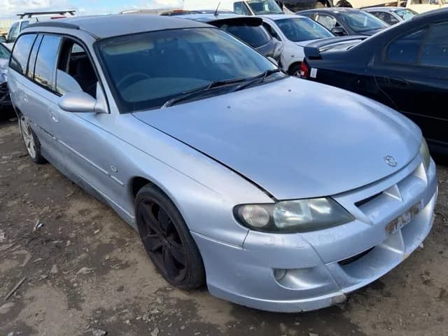 1999 Holden Commodore at Lonsdale