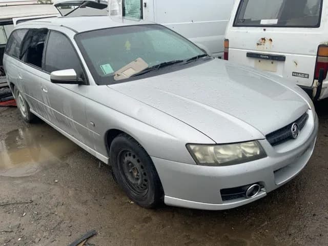 2004 Holden Commodore at Lonsdale