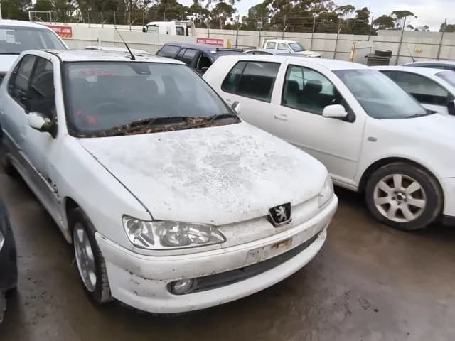 2000 Peugeot 307 at Elizabeth