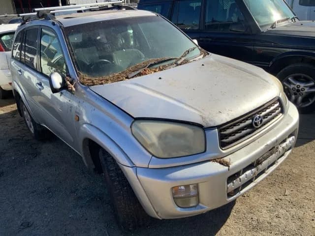 2001 Toyota Rav 4 at Lonsdale