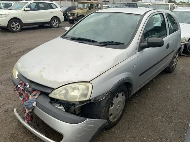 2001 Holden Barina at Lonsdale