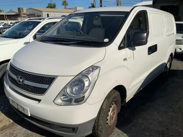 2015 Hyundai Iload at Lonsdale