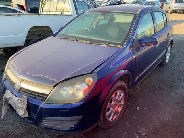 2005 Holden Astra at Lonsdale
