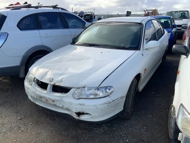 1998 Holden Commodore at Lonsdale