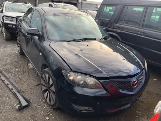 2005 Mazda 3 at Lonsdale