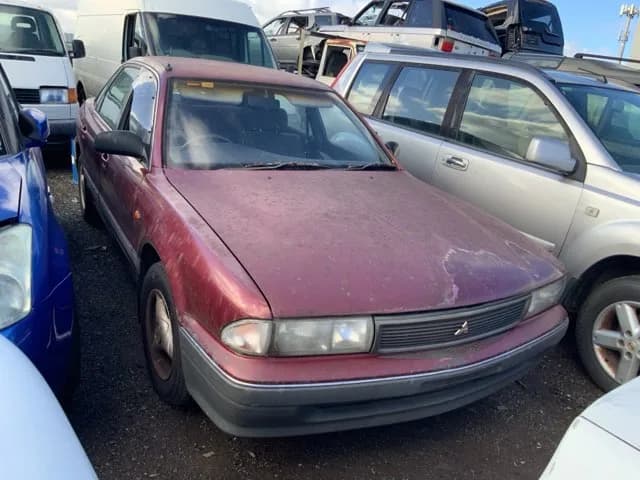 1992 Mitsubishi Magna at Lonsdale