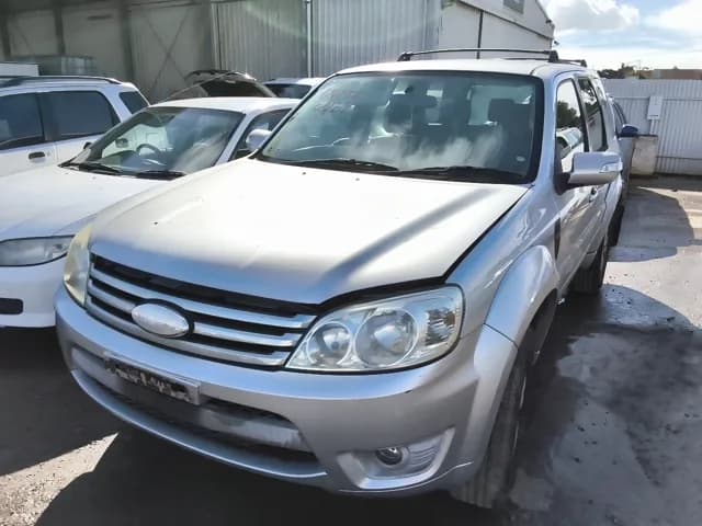 2008 Ford Escape at Elizabeth