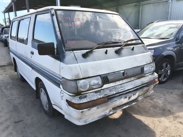 1994 Mitsubishi L300 at Elizabeth