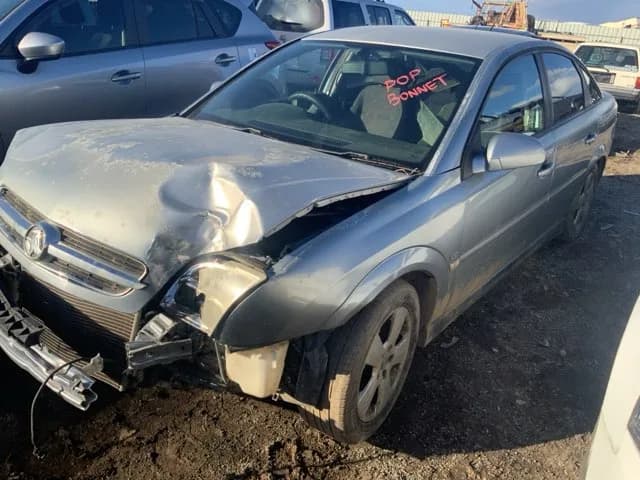 2005 Holden Vectra at Lonsdale