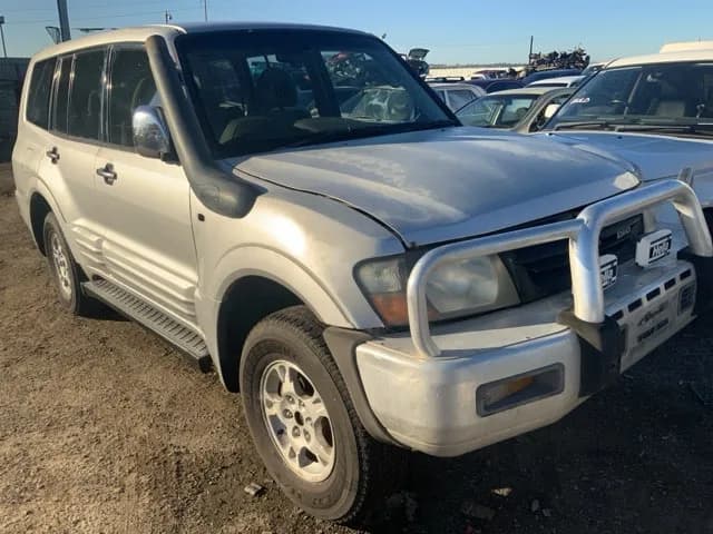 2002 Mitsubishi Pajero at Lonsdale