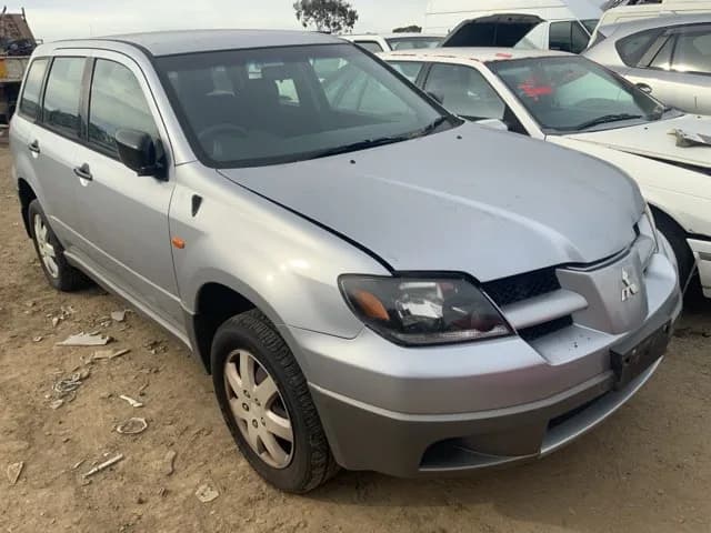 2003 Mitsubishi Outlander at Lonsdale