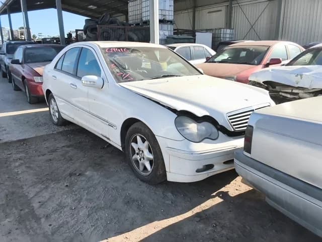2002 Mercedes-Benz C200 at Elizabeth