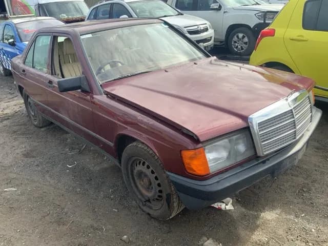 1987 Mercedes-Benz 190e at Lonsdale