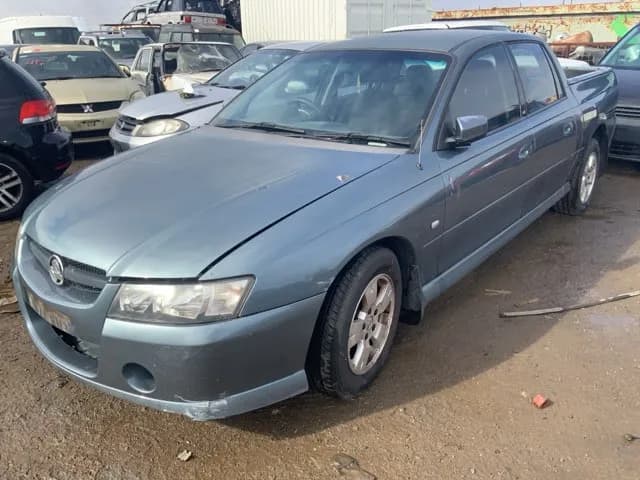 2005 Holden Crewman at Lonsdale