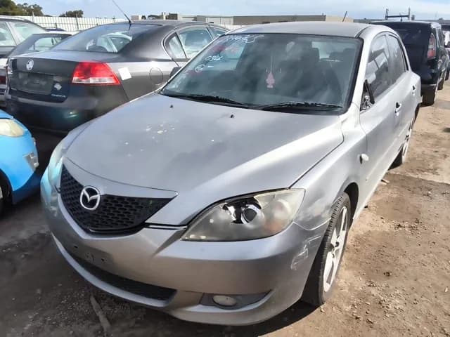 2005 Mazda 3 at Elizabeth