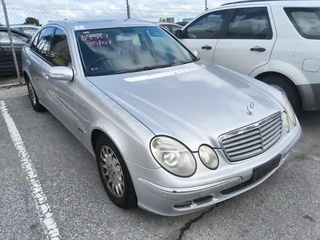 2005 Mercedes-Benz E300 at Elizabeth