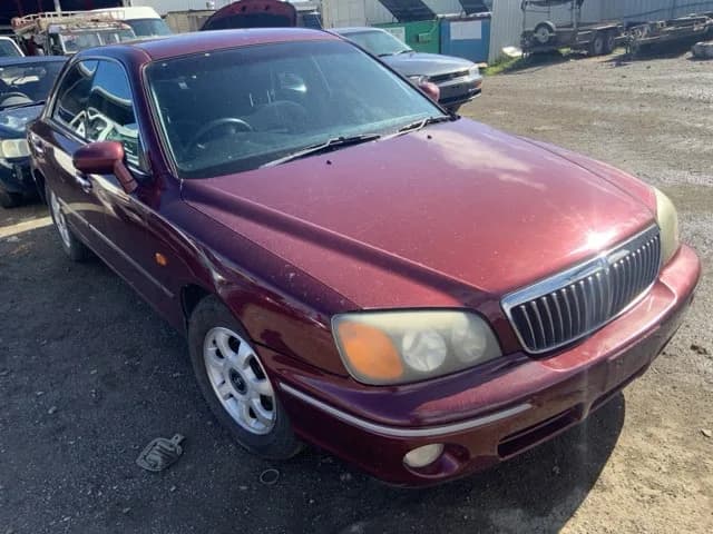 2001 Hyundai Grandis at Lonsdale