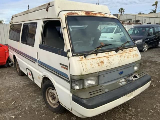 1990 Ford Econovan at Lonsdale