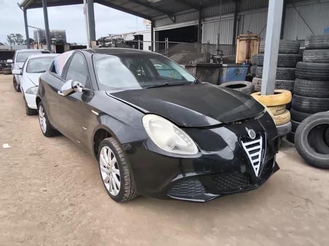 2014 Alfa Romeo Giulietta at Elizabeth