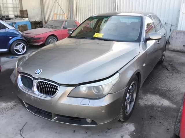 2005 BMW 520i at Elizabeth
